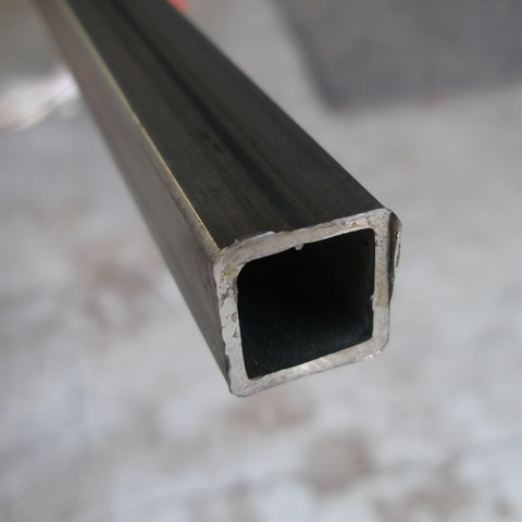 鉄 スモール角パイプ 1.6x21x21 切断販売 STKMR(機械構造用角形鋼管) |